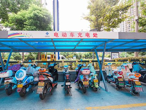 互联网+智能充电桩 微信投币刷卡充电站设备与供应商全解析